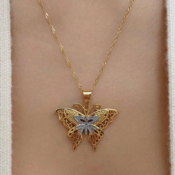 4 SET 18k BUTTERFLY GOLF PLATED NECKLACES 🦋 - Picture 5 of 7